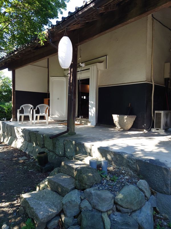 日本・山梨県「シャインマスカット狩り&お茶カフェ in 山梨・静岡」の写真：江戸時代の蔵ホテル