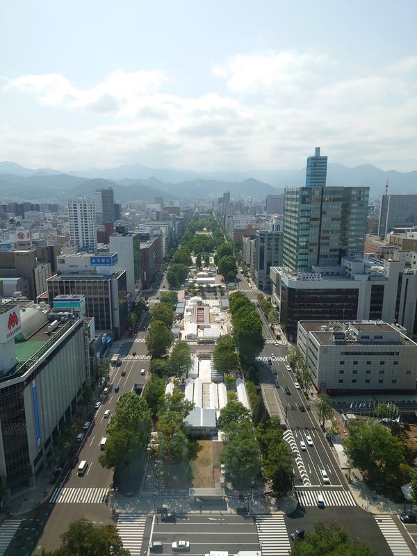 日本・北海道「北海道旅行」の写真：札幌時計台からの景色。
