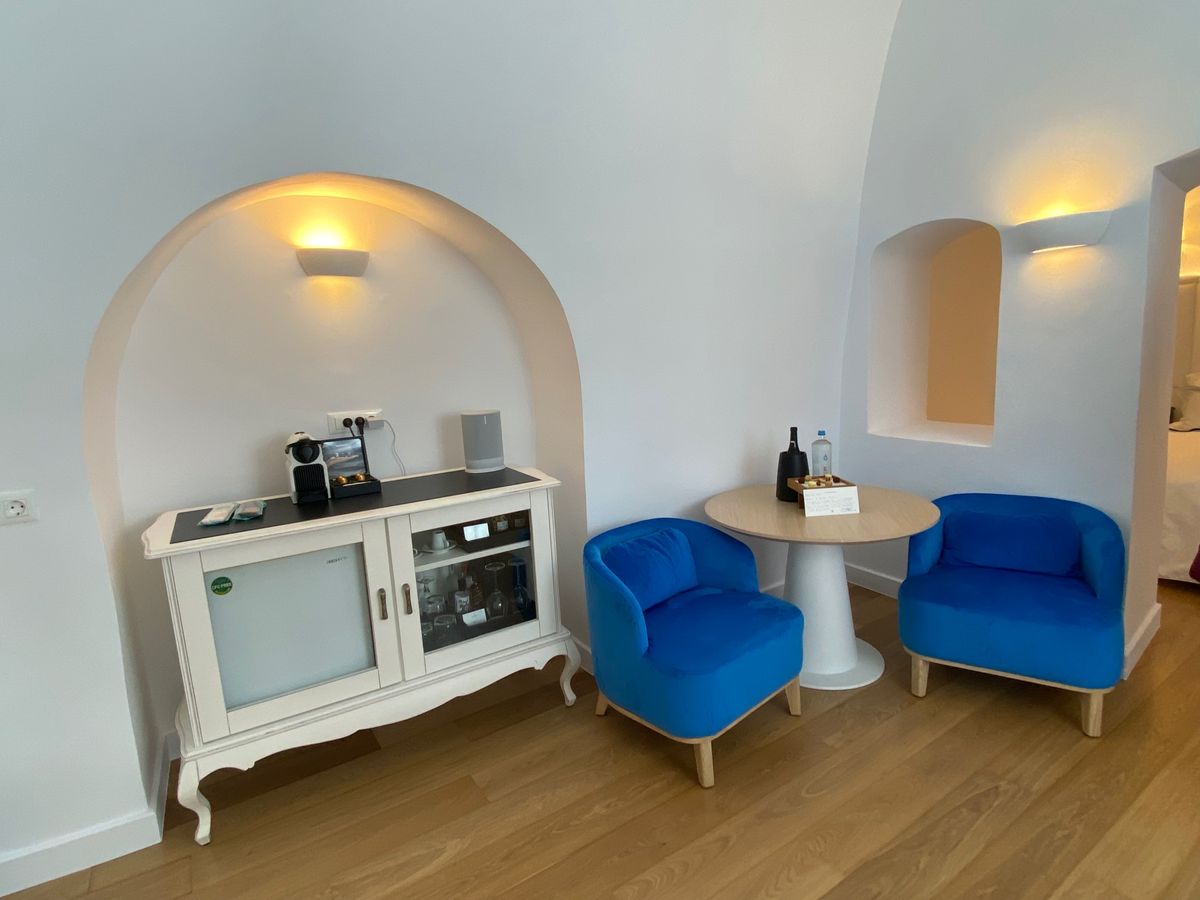 🏨The KATIKIES @Santorini