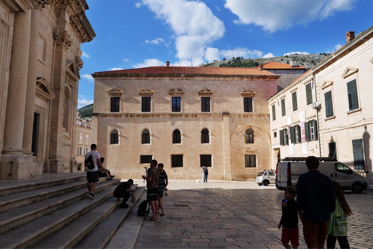 メインストリート