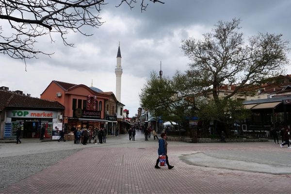 マケドニア共和国・Ohrid「バルカン半島旅行」の写真：オフリドのメインストリート