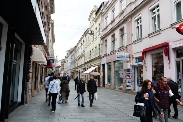 マケドニア共和国・Ohrid「バルカン半島旅行」の写真：サラエボ新市街
