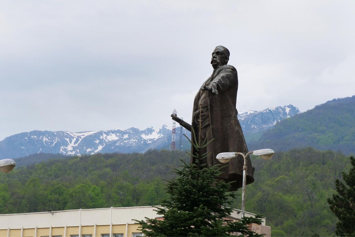 雨の中 フェリーで移動
1時間ほど