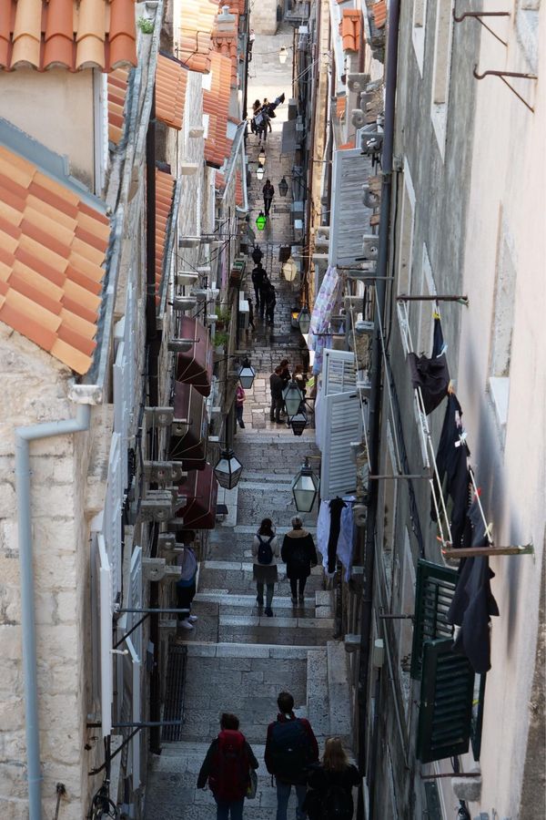 マケドニア共和国・Ohrid「バルカン半島旅行」の写真：裏路地