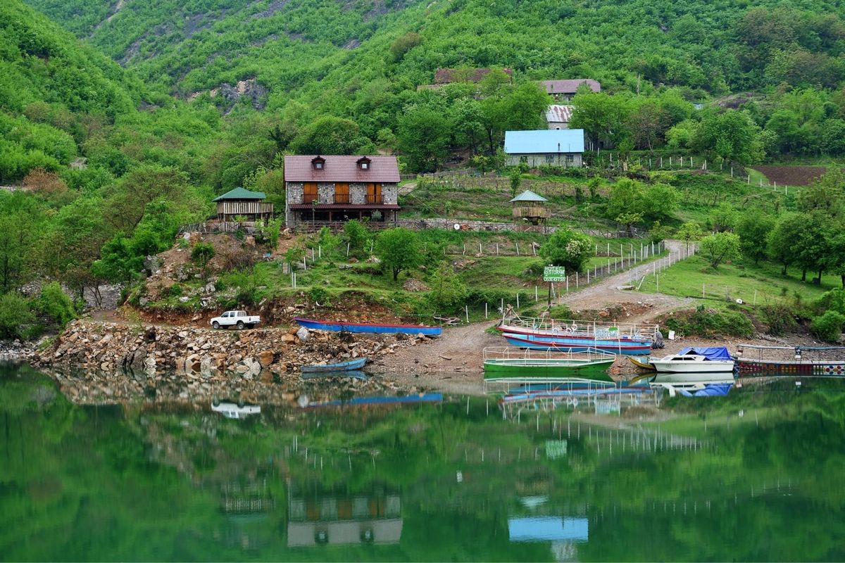 コーマン湖のフェリー！
