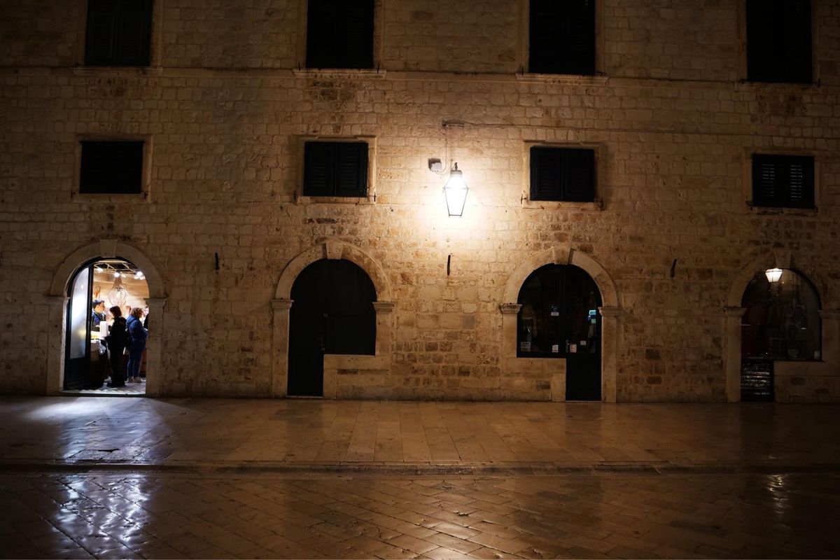 夜のドゥブロヴニク