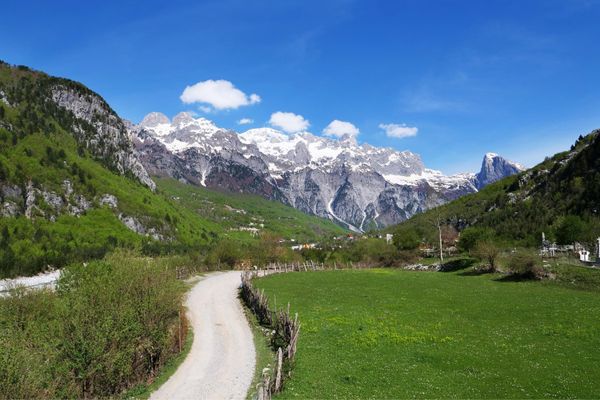 マケドニア共和国・Ohrid「バルカン半島旅行」の写真：テスの村はのどかで最高！