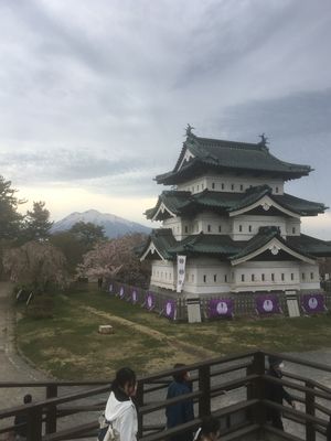 弘前観光
文化財が多くて、和洋折衷を取り組んだ街でした。
居酒屋の料理が全...