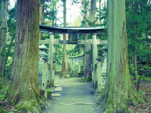 十和田湖、十和田神社