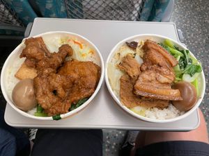 4/30
高鐵に乗って便當を食べながら桃園へ
アウトレットで買い物と25周...