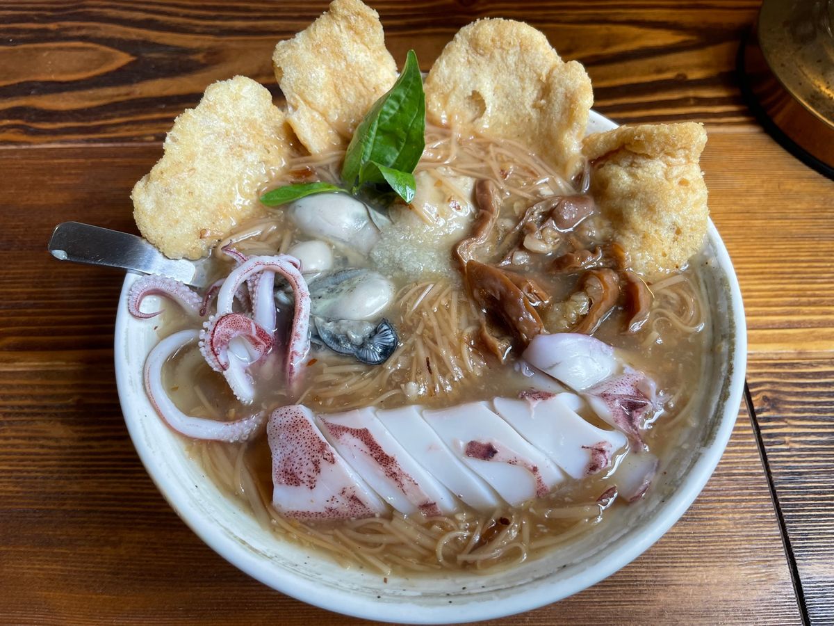 4/29
グルメもスタートダッシュ
點水樓(南京店)で小籠包、酸辣湯、ｶﾗ...