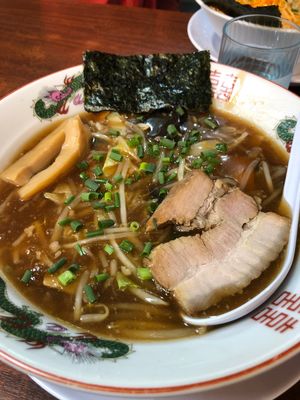 ライブ後にはラーメンでしょ！
とろみ野菜醤油ラーメン
あんかけラーメンで熱々🍜
