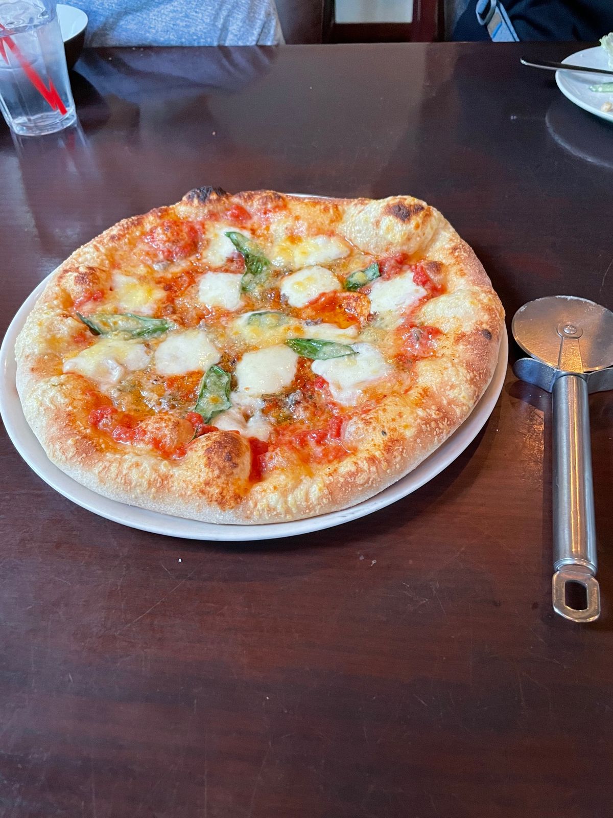 八ヶ岳グローブカフェというイタリアン
リゾナーレ八ヶ岳からは車で10分ほど...