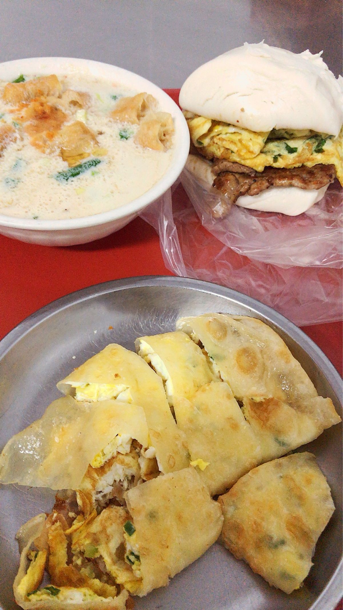 朝食&自分で作った小籠包😋