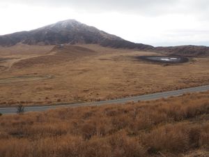 阿蘇山
噴火口に行こうと思ったけど、風向きにより通行止めだった😂

最大級...