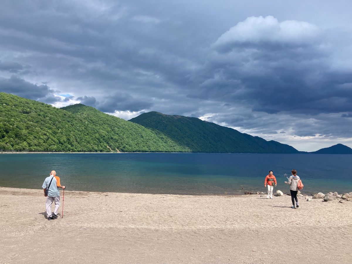 支笏湖で獲れるヒメマス料理が比較的安価に楽しめるポロピナイ食堂。
ヒメマス...