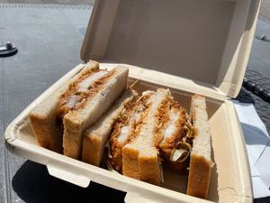 「守谷SA下り・肉の大山」
