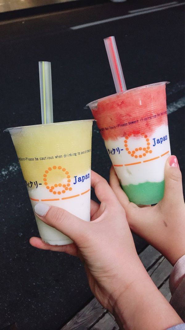 日本・京都府「高校卒業旅行」の写真：USJ→京都観光→不思議の国のアリス カフェ