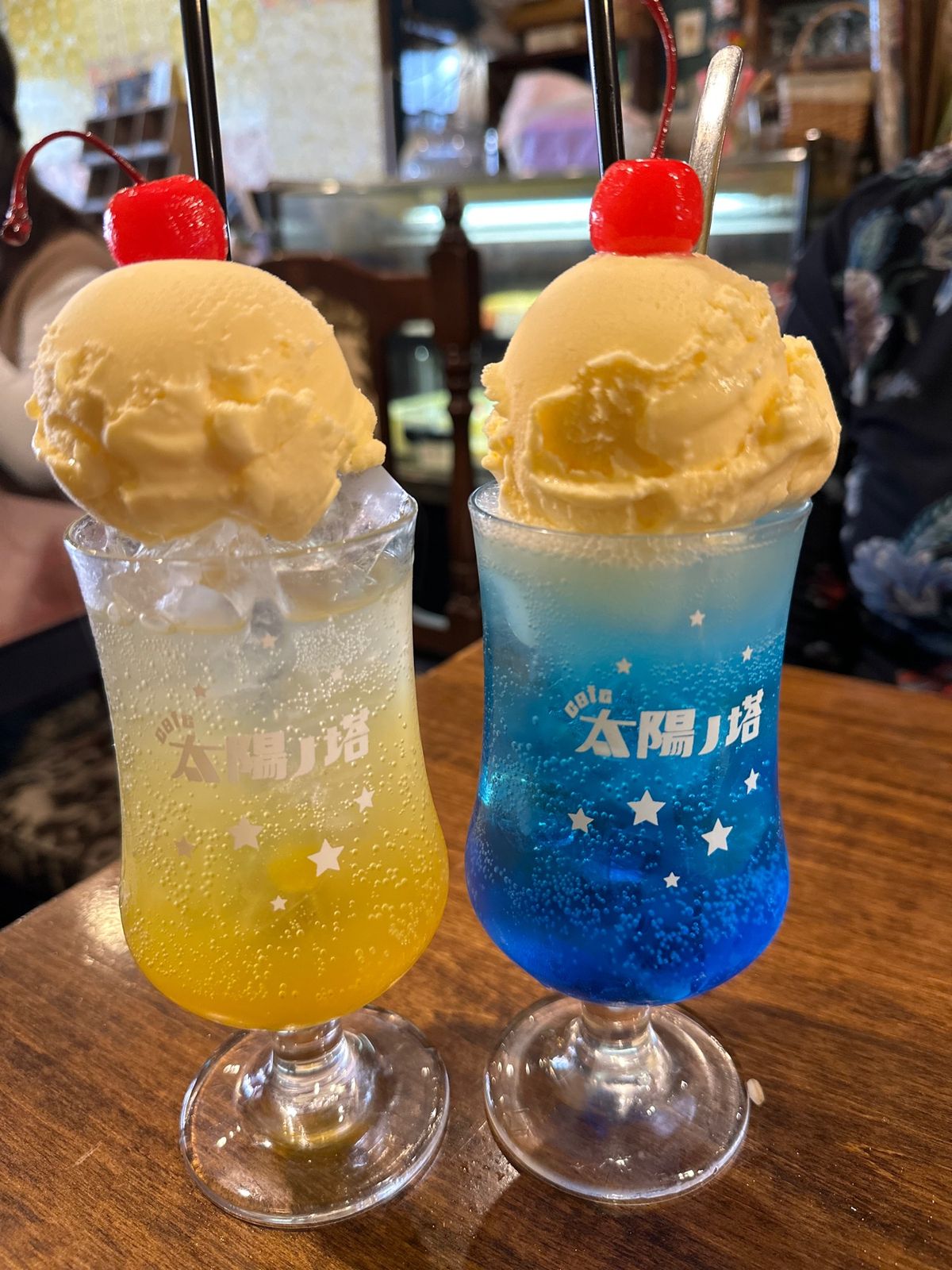 レストラン　MYDO
鉄板焼き　メニュー独特だったけどおいしかった

カフ...