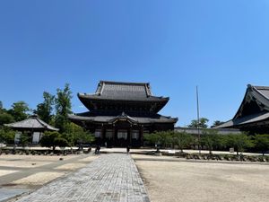 神社仏閣めぐり
初馬寺 →三重県護国寺→四天王寺 →高田本山専修寺 
→蜂...