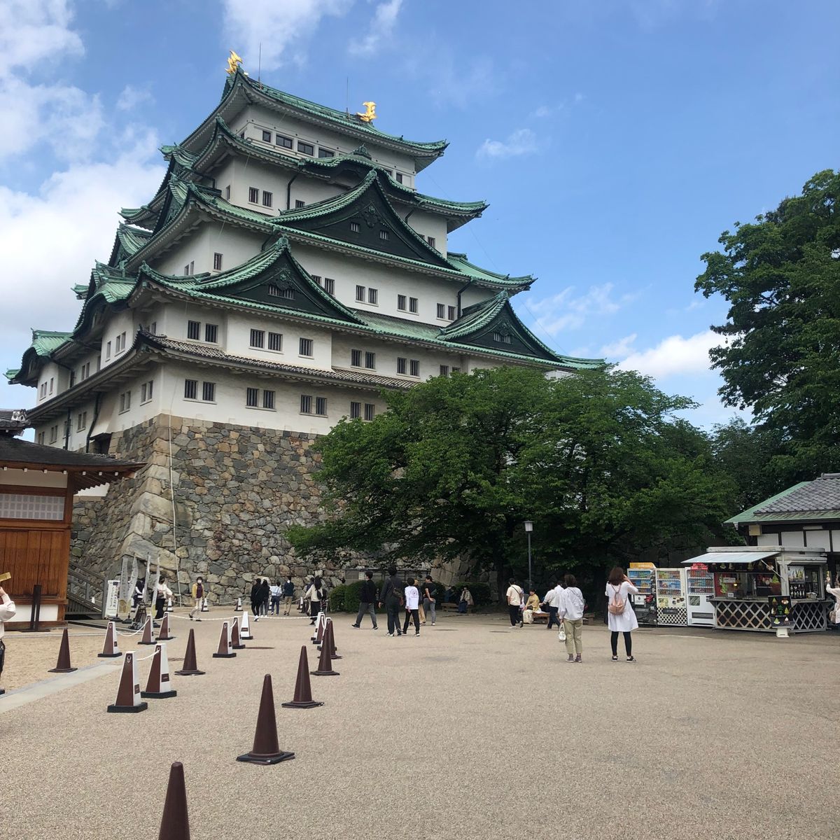 1日目熱田神宮　2日目名古屋城　3日目東山動物園