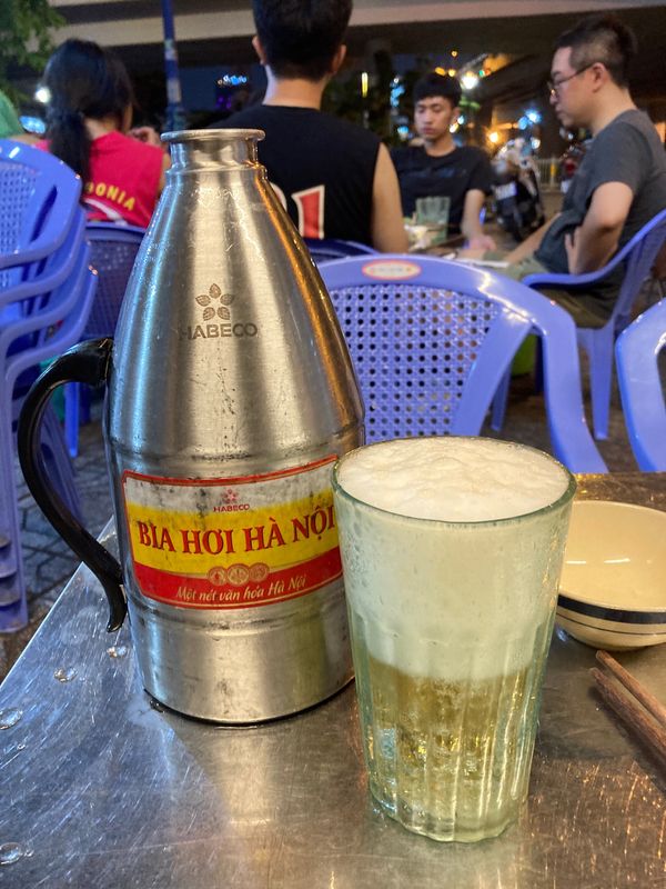 ベトナム「ベトナム」の写真：1区から橋渡ってすぐの4区の北部系のオー...