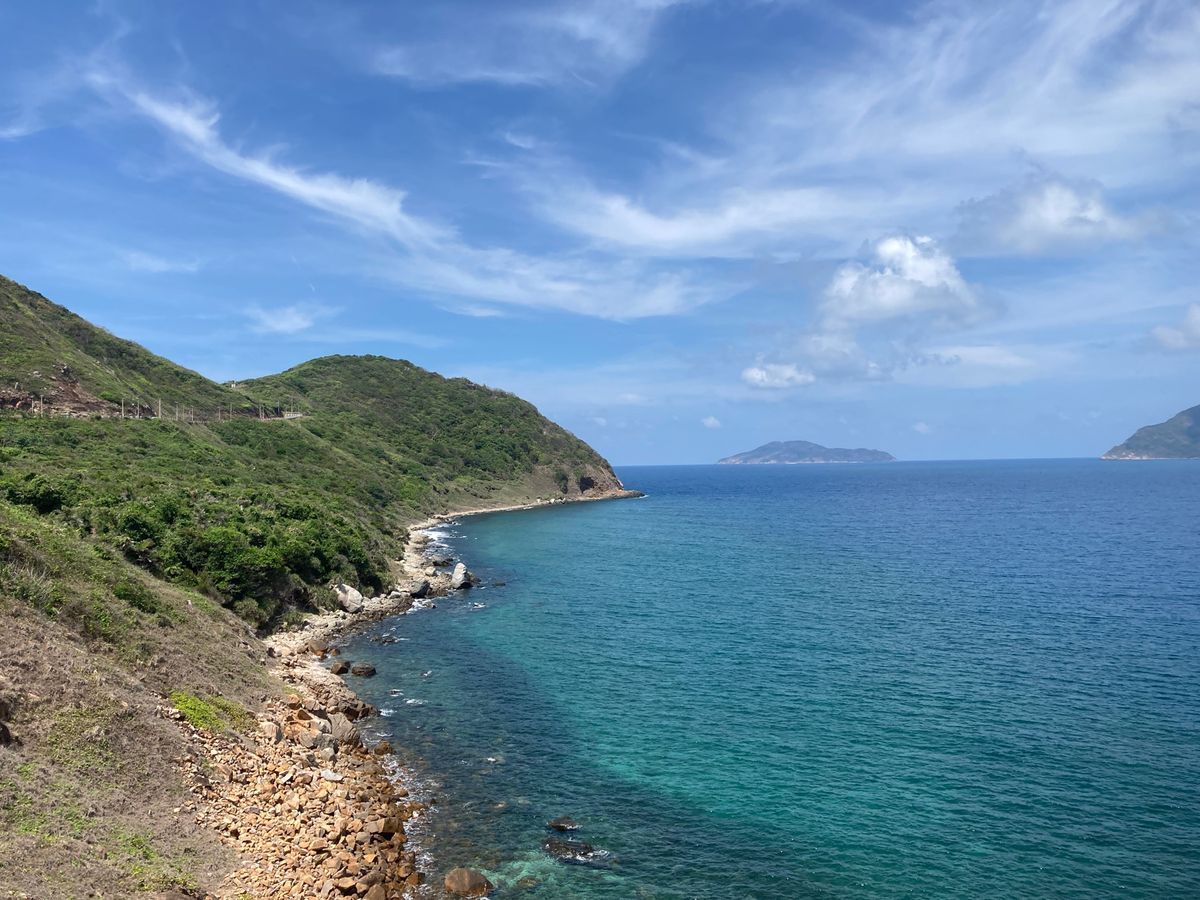 街中からbãi Đầm Trầuまで。1.ちょっとした峠を越え、2. mũ...