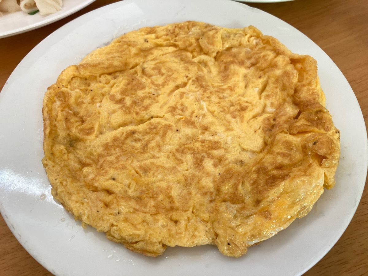 こちらも居心地良く、なかなか美味しい。土鍋ご飯のcơm niêuを売りにし...