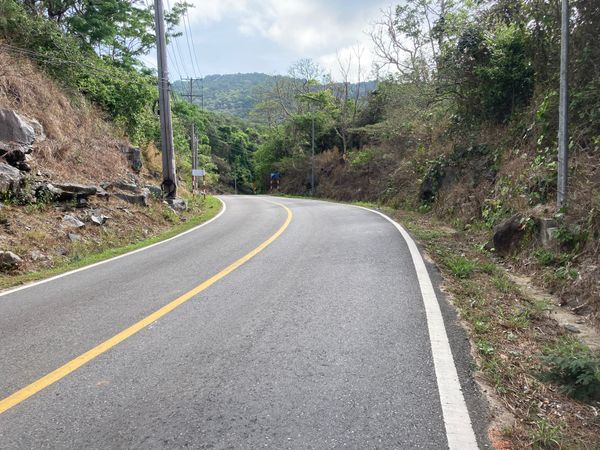 ベトナム「ベトナム」の写真：街中からbãi Đầm Trầuまで。1...