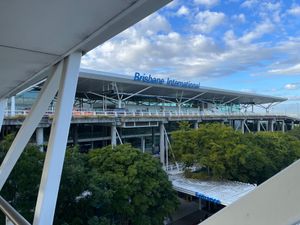 ブリスベン空港🛫

空港を飛び立つときは名残惜しくなるものだ🥺