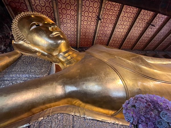 タイ・バンコク「3年半ぶりのタイ🇹🇭」の写真：ワットポーの涅槃像。
ラートナーは、日本...