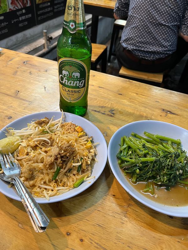 タイ・バンコク「3年半ぶりのタイ🇹🇭」の写真：パタヤから戻り、木先生のマッサージ屋さん...