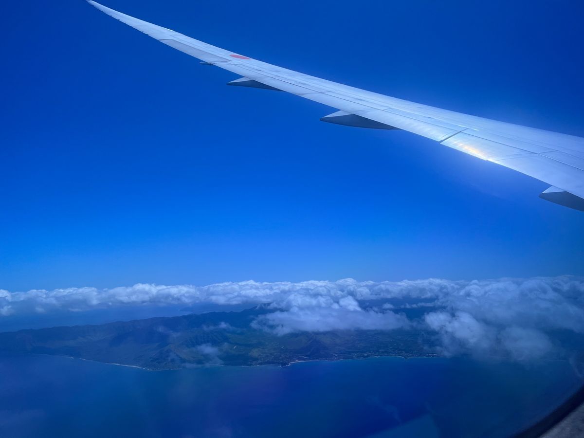 4/30日ダニエルKイノウエ空港✈️到着。乗継でリフェに飛びますがリフェ便...