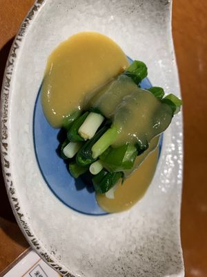 豚足は残さと350円。残さずに食べれば100円