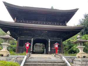 逃げ恥で有名なぶどう🍇寺
ここに座ったと教えてくれた😂
大好きなクラムボン...