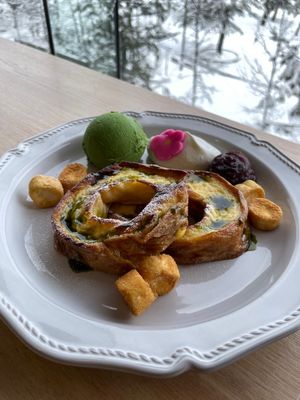 雪の庭
お麩のフレンチトースト
大好きなとうふアイス　冬はソフトなかった。...