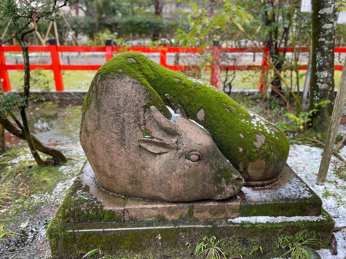 霰
金沢神社　御朱印に金箔
