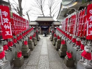 豊川稲荷
赤坂氷川神社
乃木神社
この日は結婚式日和でした。
迎賓館一周し...