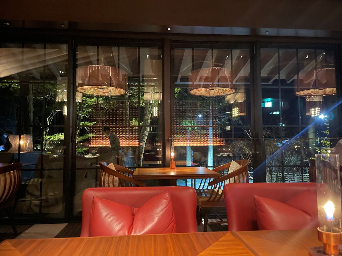 ディナー
Lake house