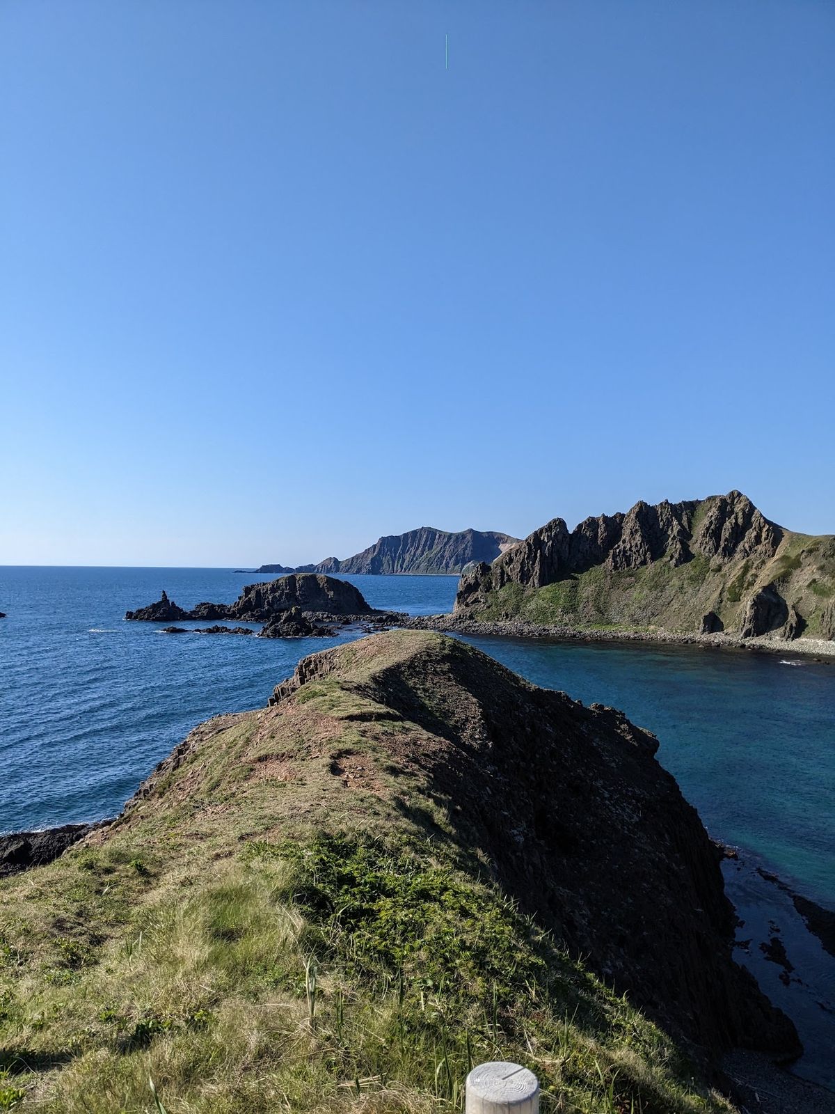 澄海岬(スカイ岬)に到着。
めちゃくちゃ綺麗！！
まだこんな景色を出してく...