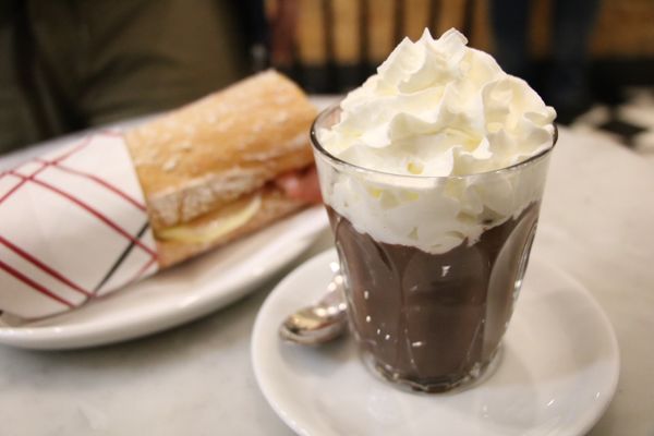 イタリア・ローマ「イタリア旅行」の写真：普通の店員さんなのに
イケメンすぎる🥺
