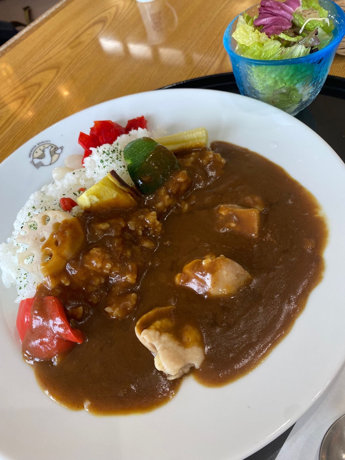 スタバが唯一無い県、という自虐ネタから始まった？
すなば珈琲
（今はあるけ...