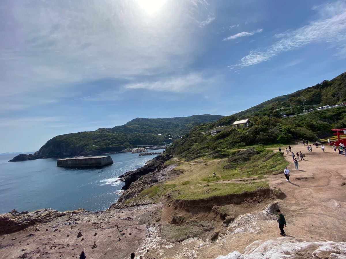 山口県の人気スポット②
元乃隅神社
※渋滞注意
　　

GW、9時過ぎに駐...