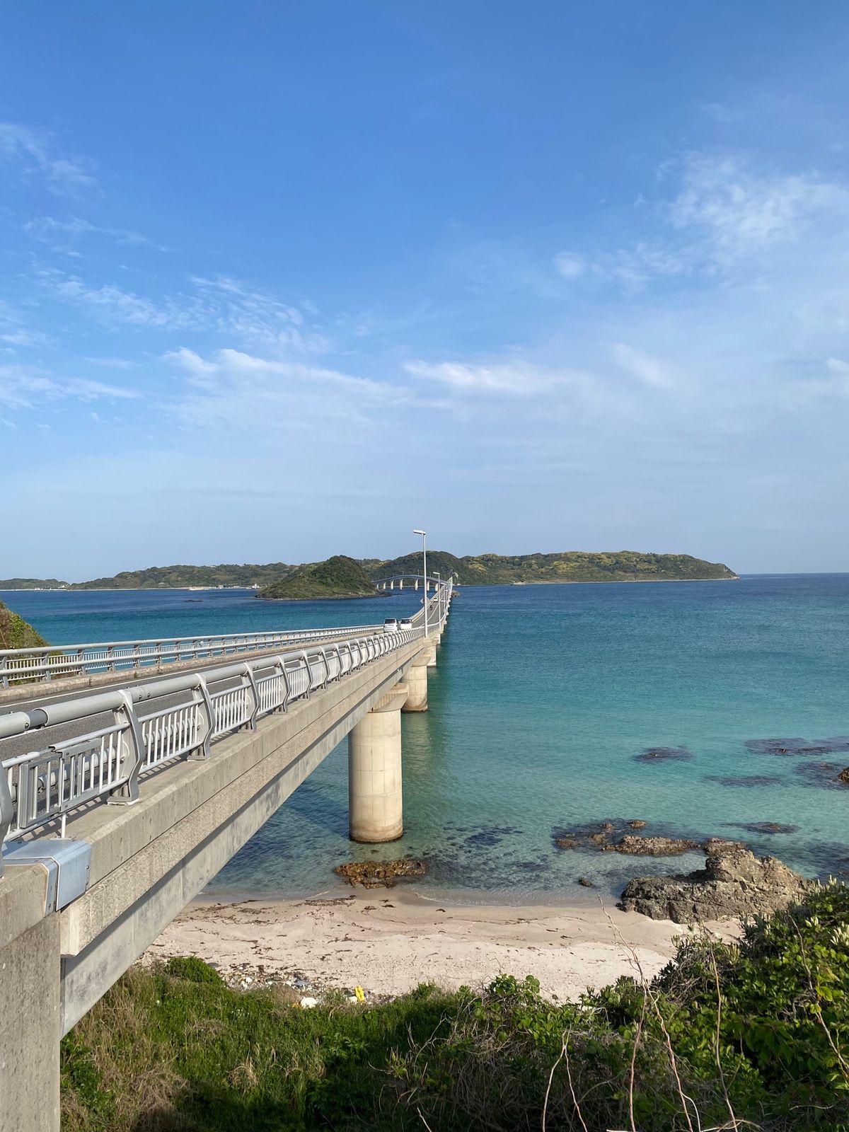 山口県の人気スポット①
角島大橋
※渋滞注意

　　
九州を早朝出発し角島...