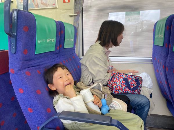 日本・神奈川県「ウイングシートで横須賀までお墓参り」の写真