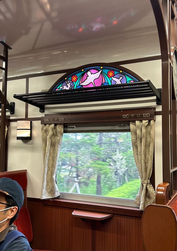 日本・岩手県花巻市「🌌SL銀河🌌」の写真：車内では🌌✨宮沢賢治の世界観✨🌌