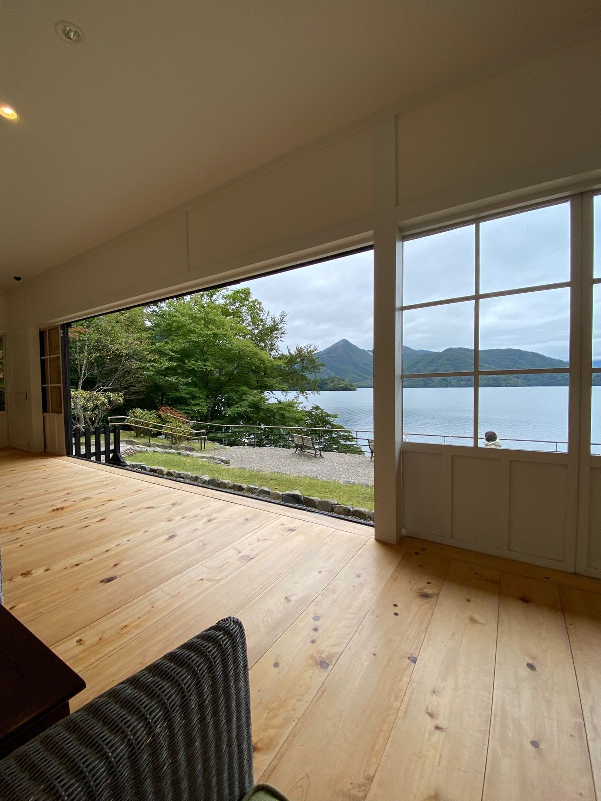 シルバーウィーク休みの前日から日光へ。


早朝に東京出発して、9時前に日...