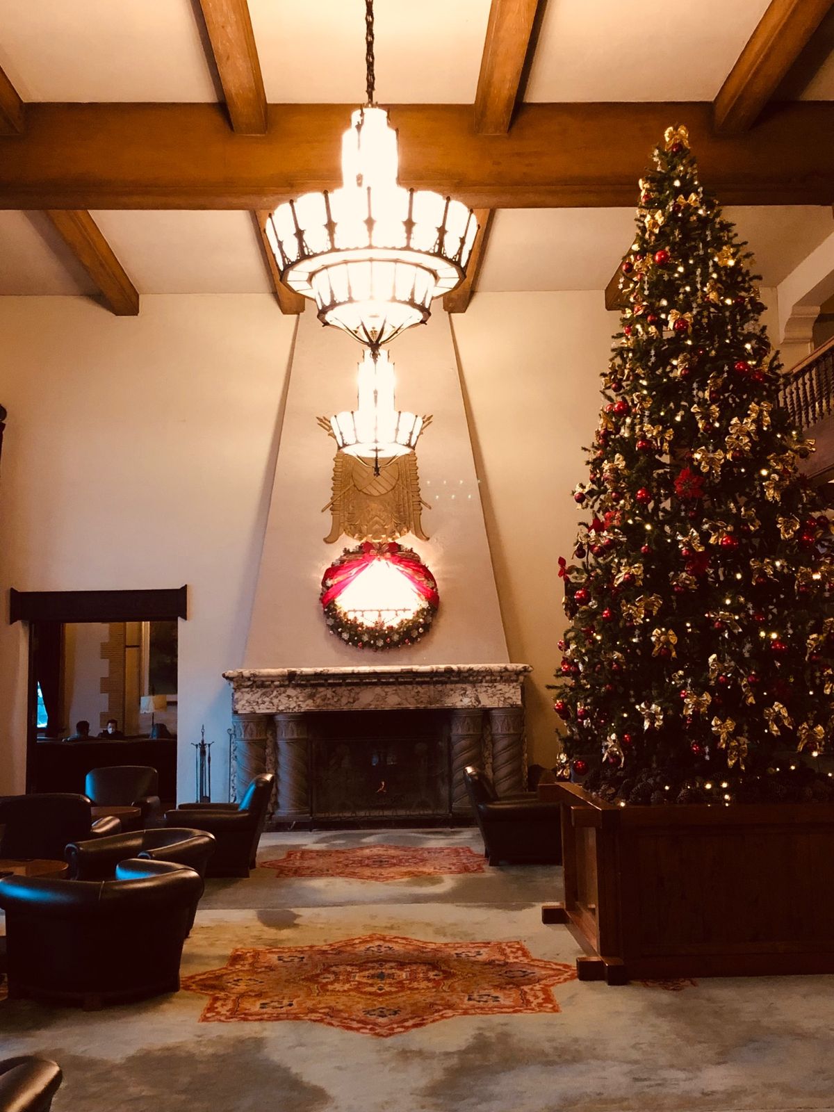 クリスマス仕様になっていました。
展望台からは遠くに富士山が見えました。