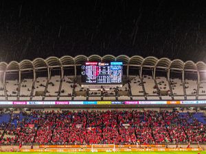 鹿島神宮
鹿島サッカースタジアム