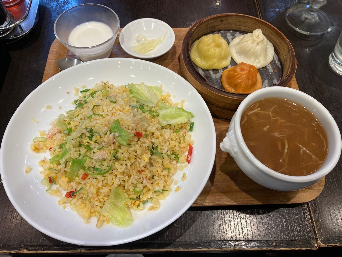 ハーフマラソン1:49:07
中国料理　月季花
カフェ・キッツビュール
エ...